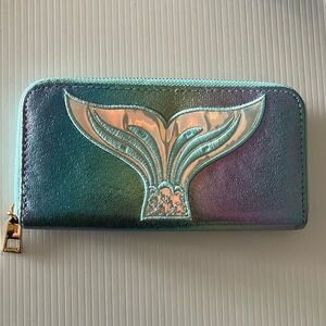 NWOT 3AM FOREVER Holographic Mermaid Tail Gold Toned Zip Around  Wallet